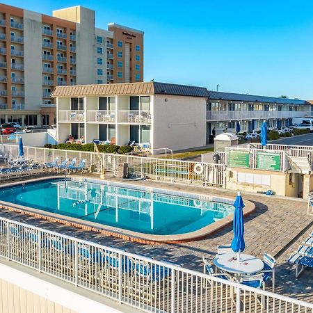 Fantasy Island Resort, Daytona Beach Shores Esterno foto
